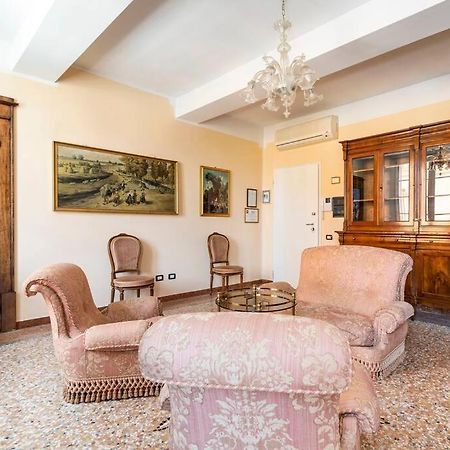 Elegant Apt, Wi-Fi And Garden Leilighet Bologna Eksteriør bilde