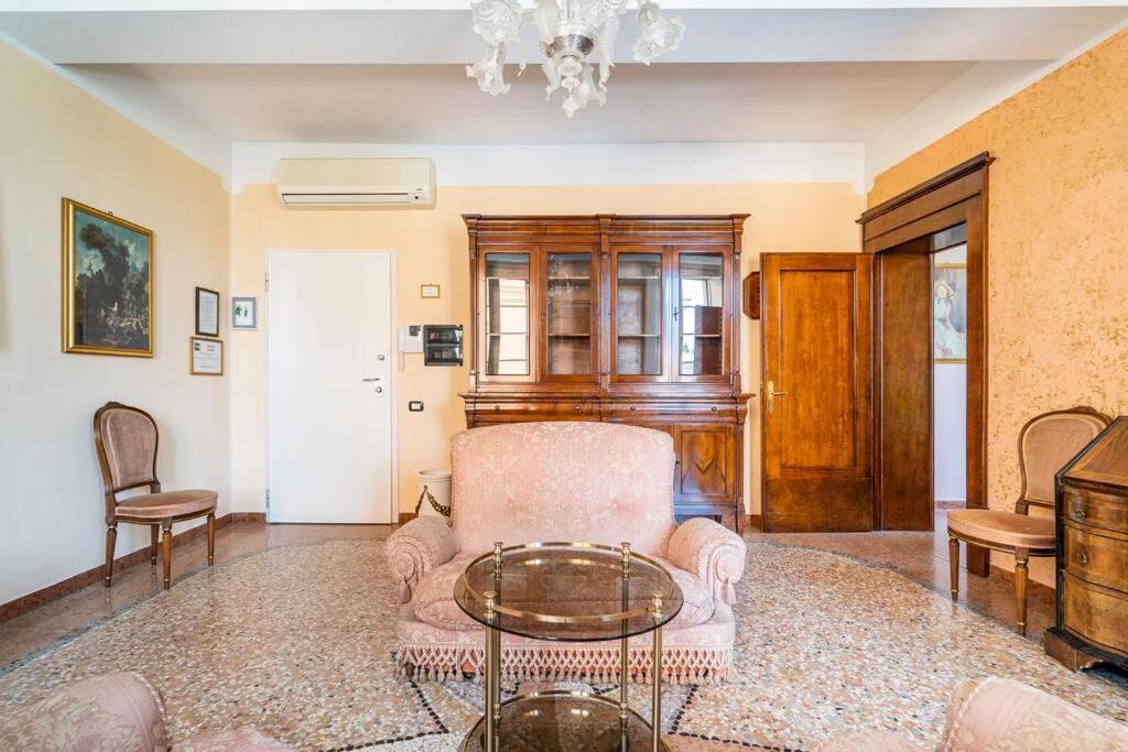 Elegant Apt, Wi-Fi And Garden Leilighet Bologna Eksteriør bilde