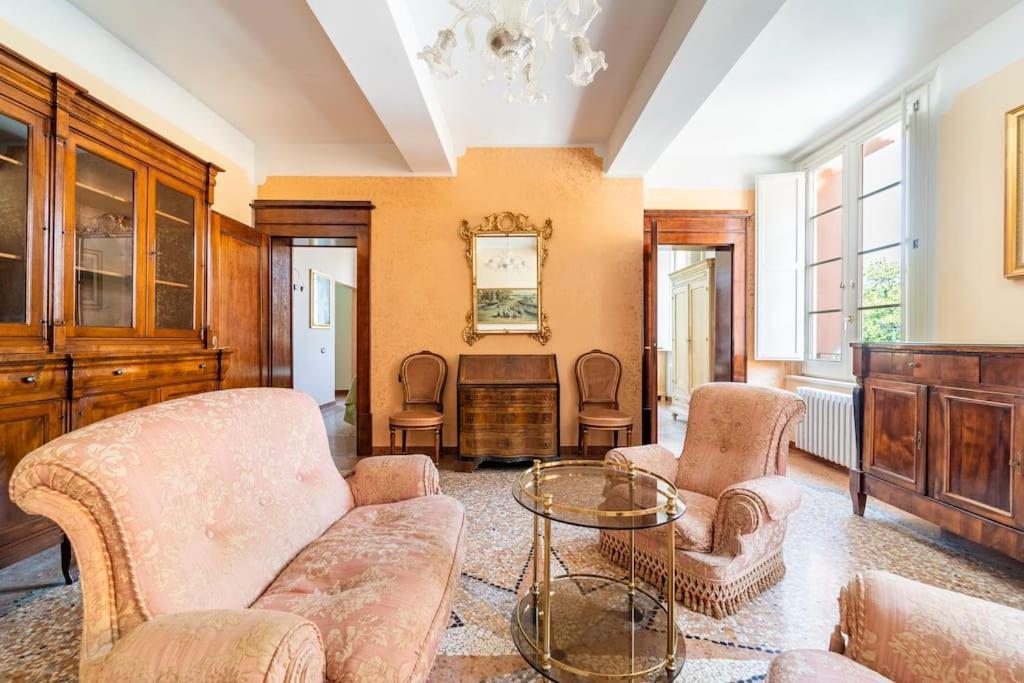 Elegant Apt, Wi-Fi And Garden Leilighet Bologna Eksteriør bilde